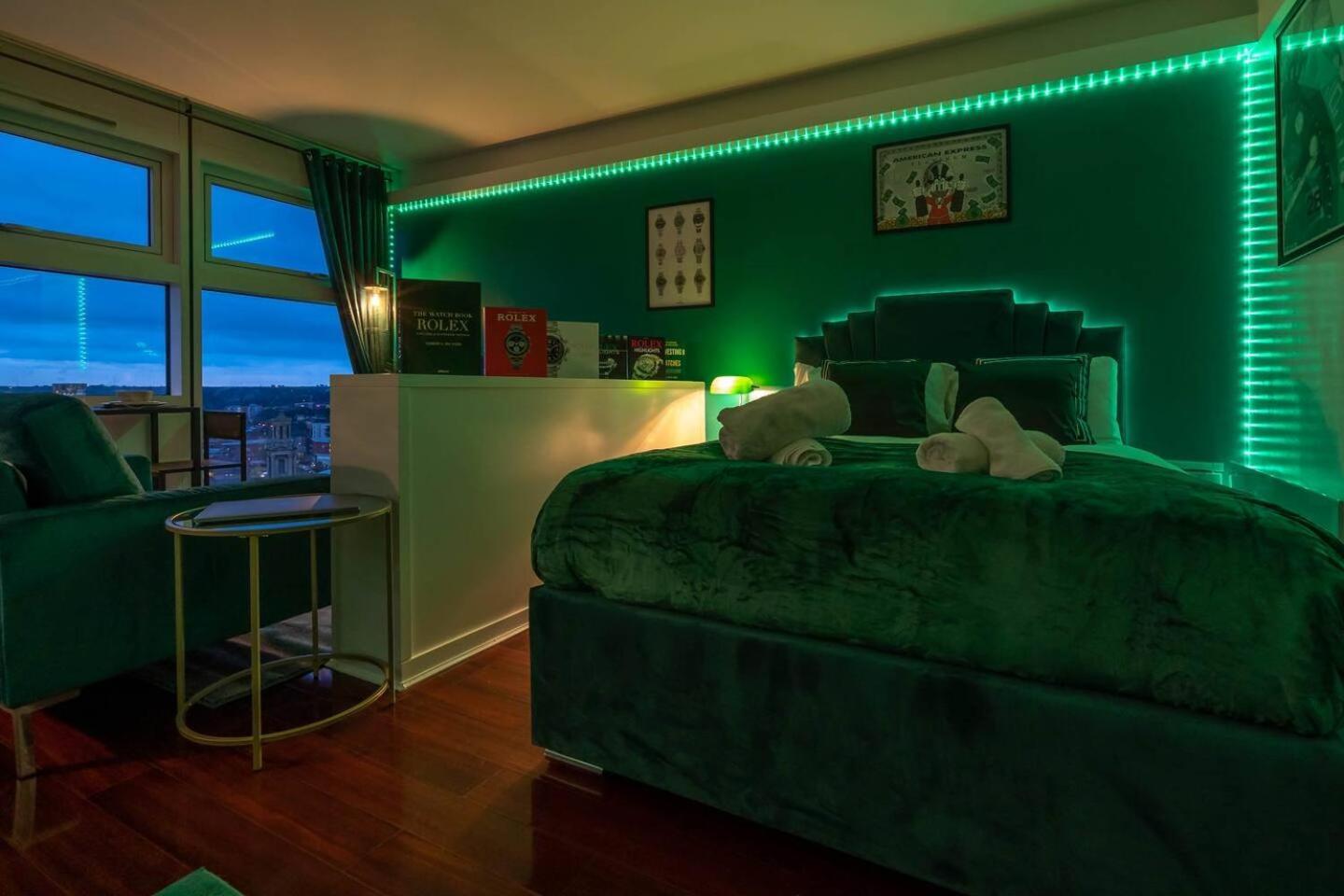 Apartmán Luxury Rolex Retreat Birmingham Exteriér fotografie